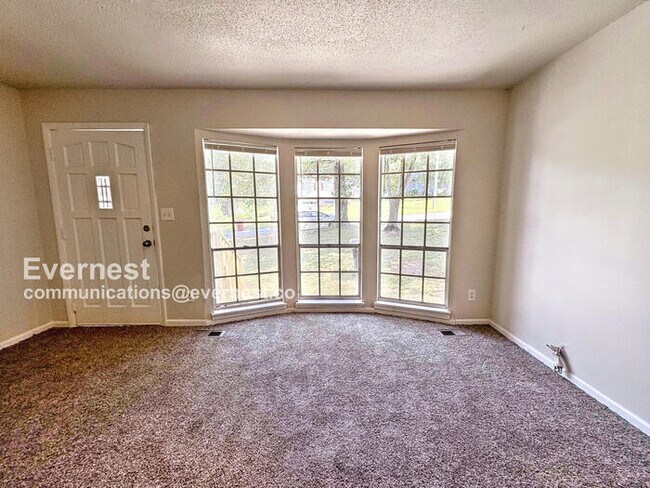 Building Photo - 6546 Telia Dr