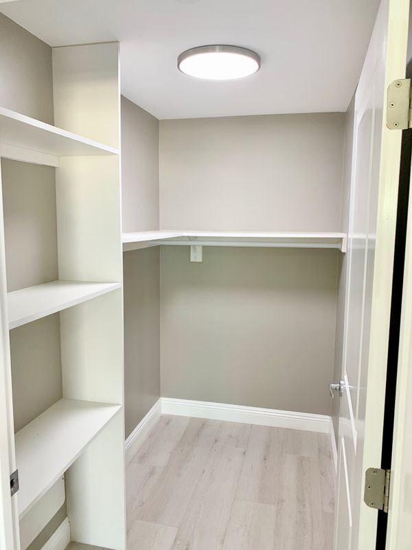 Building Photo - 11753 Iowa Ave