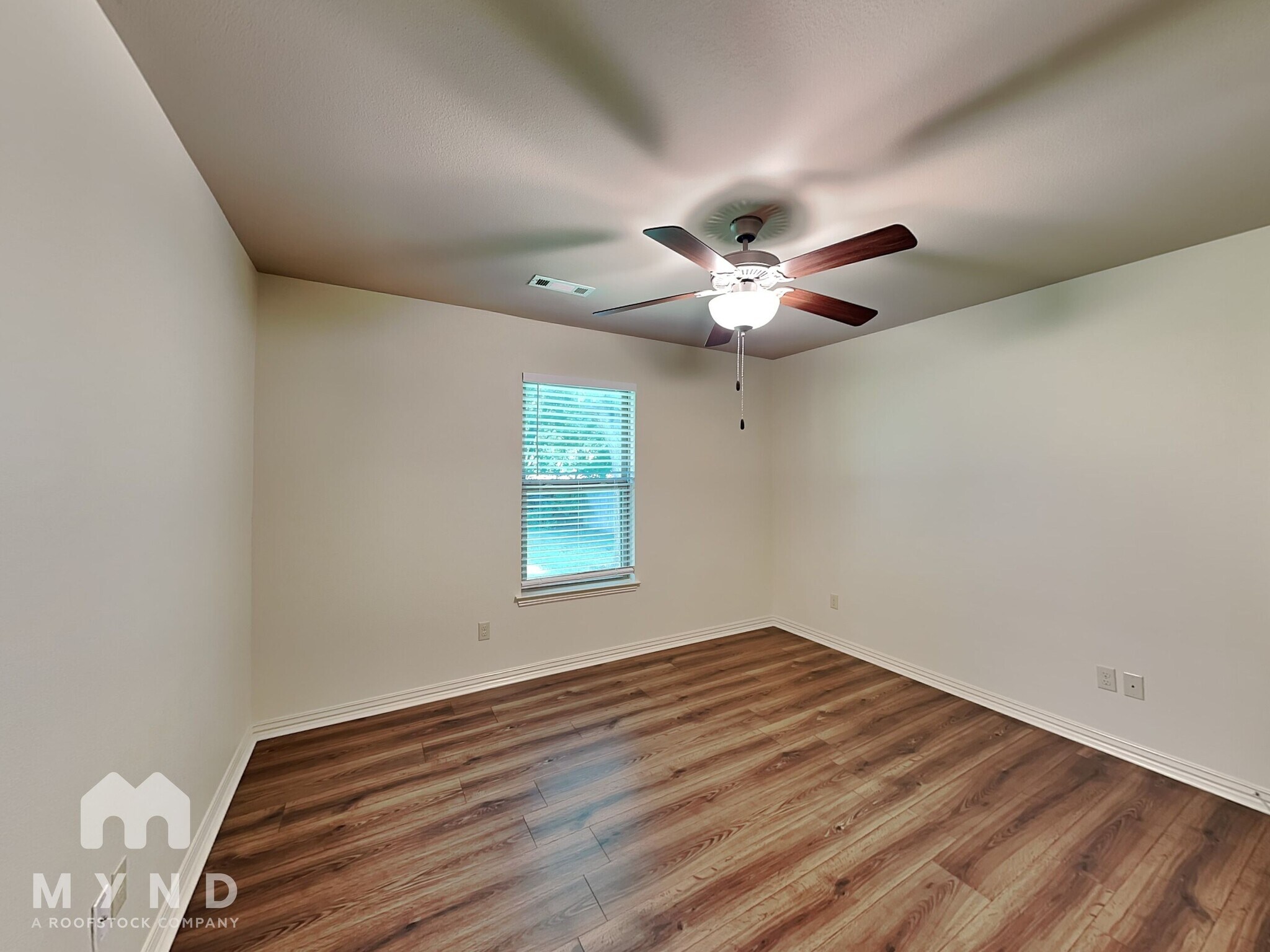 Building Photo - 311 E Thurman St