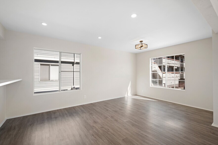 Building Photo - 1030 Ruberta Ave