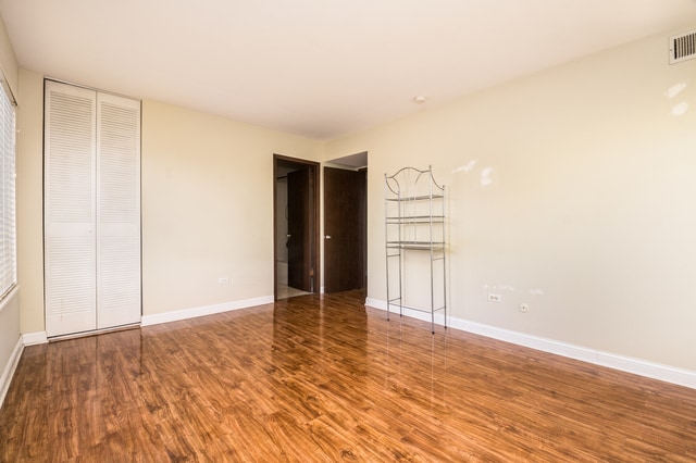 Building Photo - 6156 Knoll Way Dr