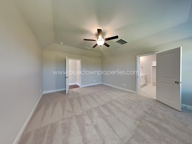 Building Photo - 1132 Red Hawk Ln