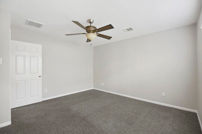 Building Photo - 9820 Lace Flower Way