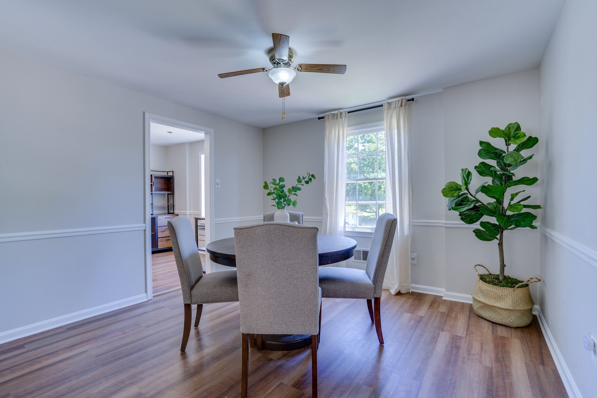 Dining Room 2 - 8056 Central Park Dr