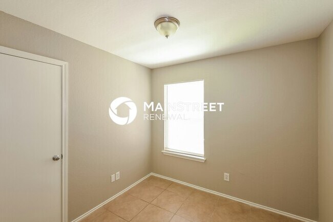 Building Photo - 3 Bedroom Pet-Friendly Home in San Antonio...