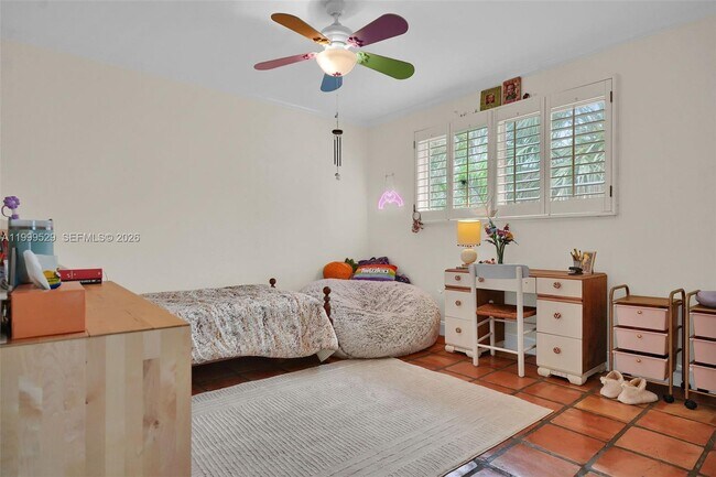 Building Photo - 15280 SW 72nd Ave