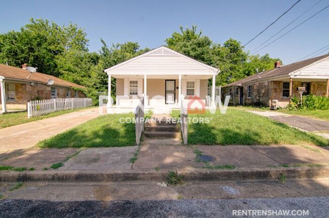 Charming 3/2 Home In Memphis Now Available... - 1662 Monsarrat St ...