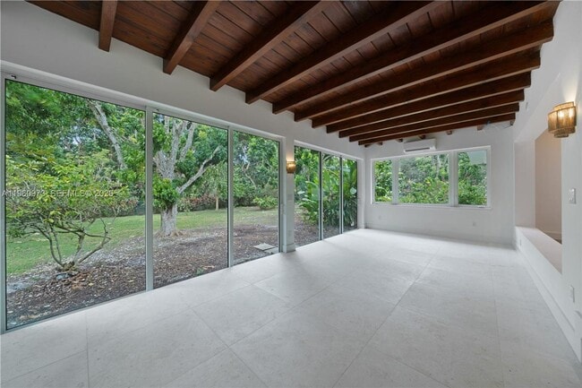 Building Photo - 12535 Moss Ranch Rd