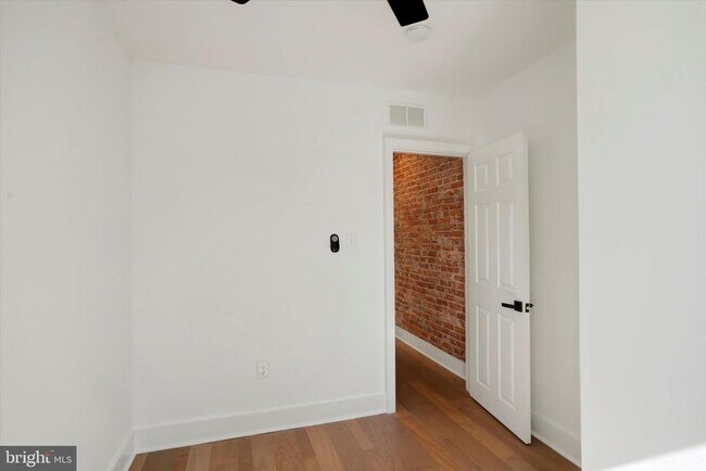 Building Photo - 2636 Manton St