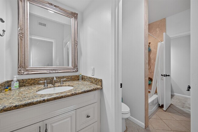 Building Photo - 6000 Sugar Hill Dr