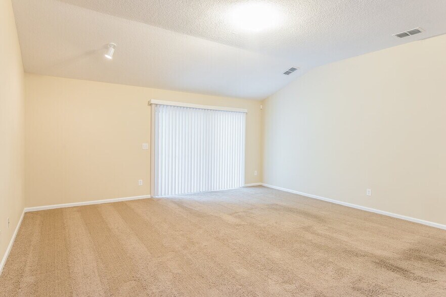 Building Photo - 9225 Hawks Run Ln