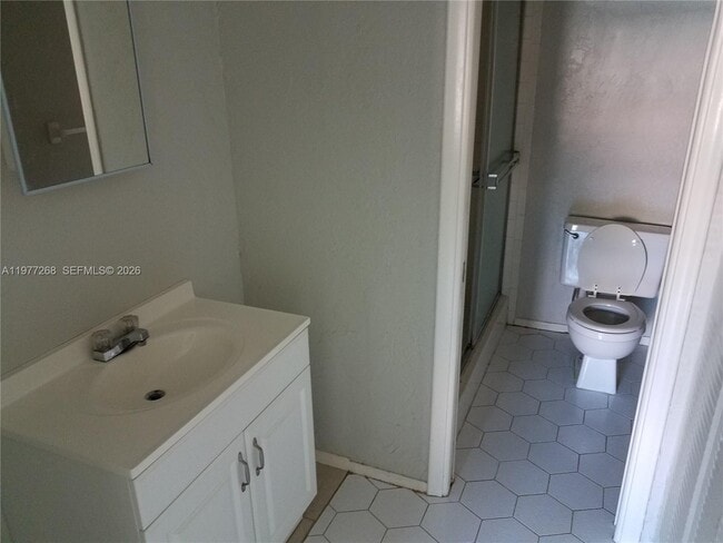 Building Photo - 8605 W Sample Rd