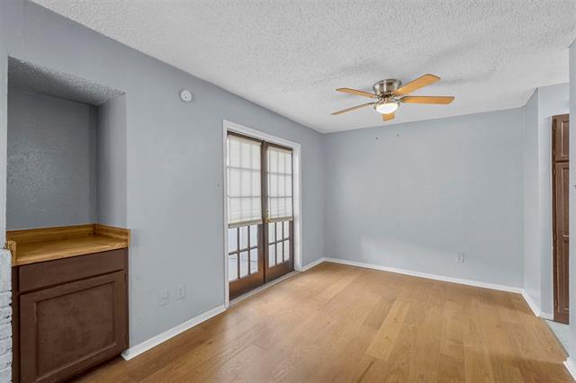 Building Photo - 6646 E Lovers Ln