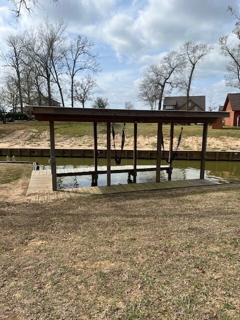 Building Photo - 411 Resort Dr