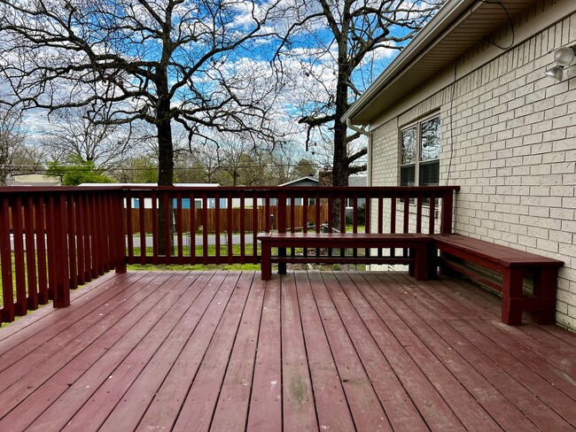 Building Photo - 895 Marion Anderson Rd