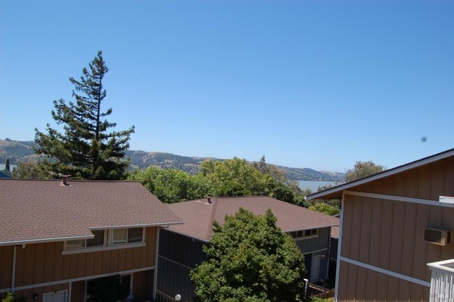 Building Photo - 117 Sunset Cir