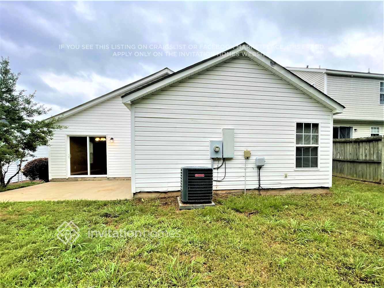 Building Photo - 3049 Parade Ln SW