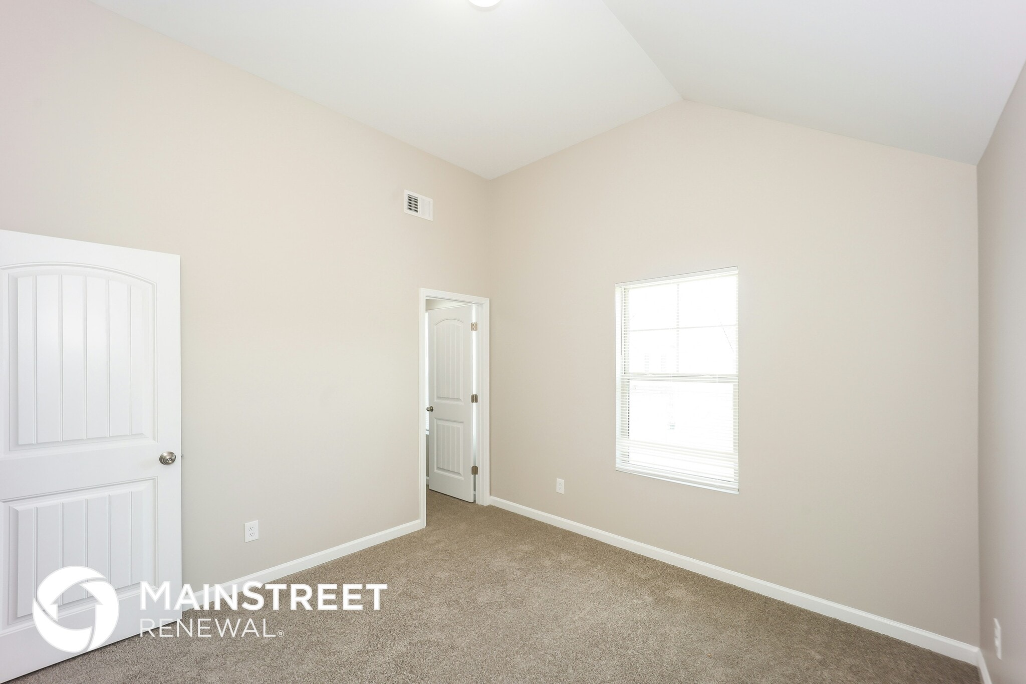 Building Photo - 6372 Woodwell Dr