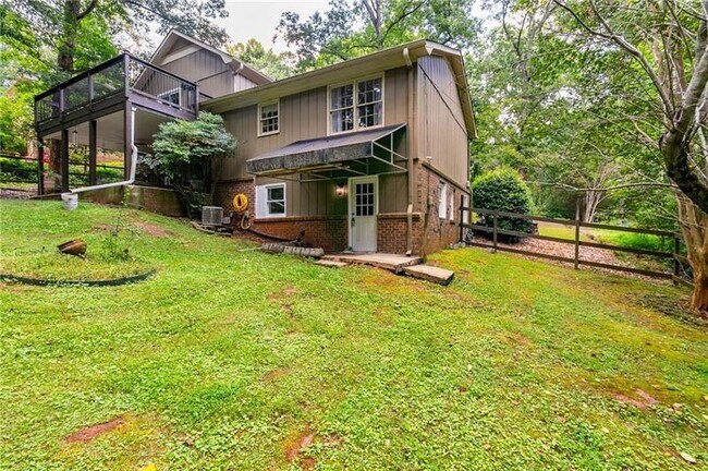 Building Photo - 4932 Rock Haven Dr SW