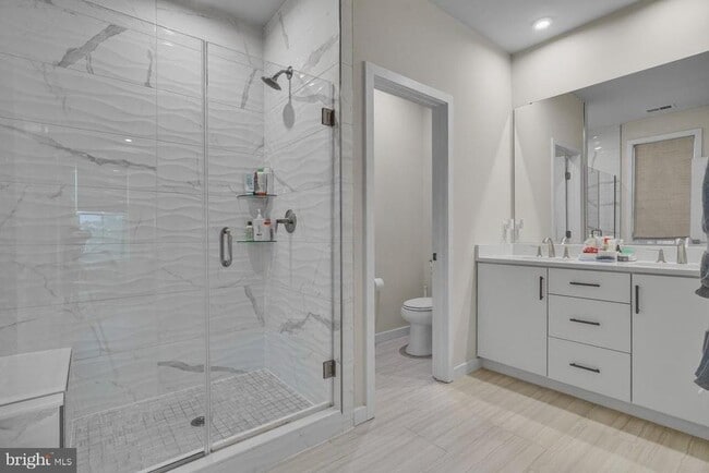 Building Photo - 7436 Backett Wood Ter