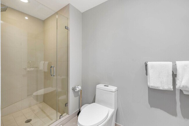 Building Photo - 4111 S Ocean Dr