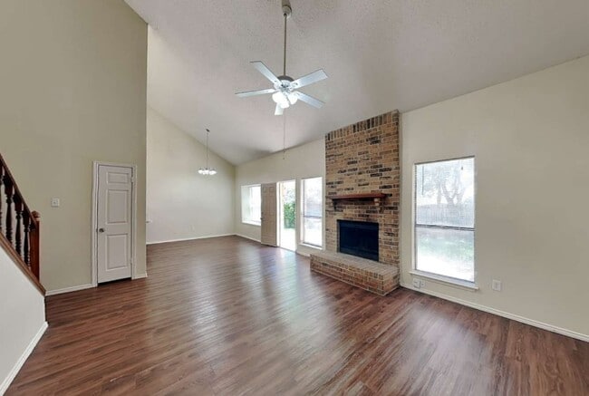 Building Photo - 431 Rialto Way