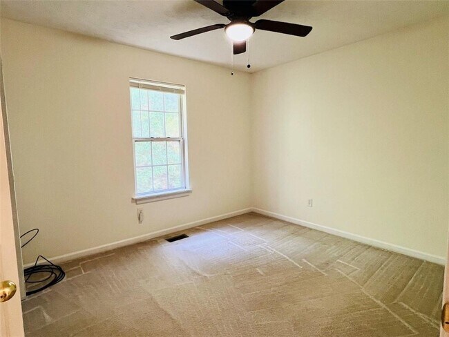 Building Photo - 3663 Willgrove Way