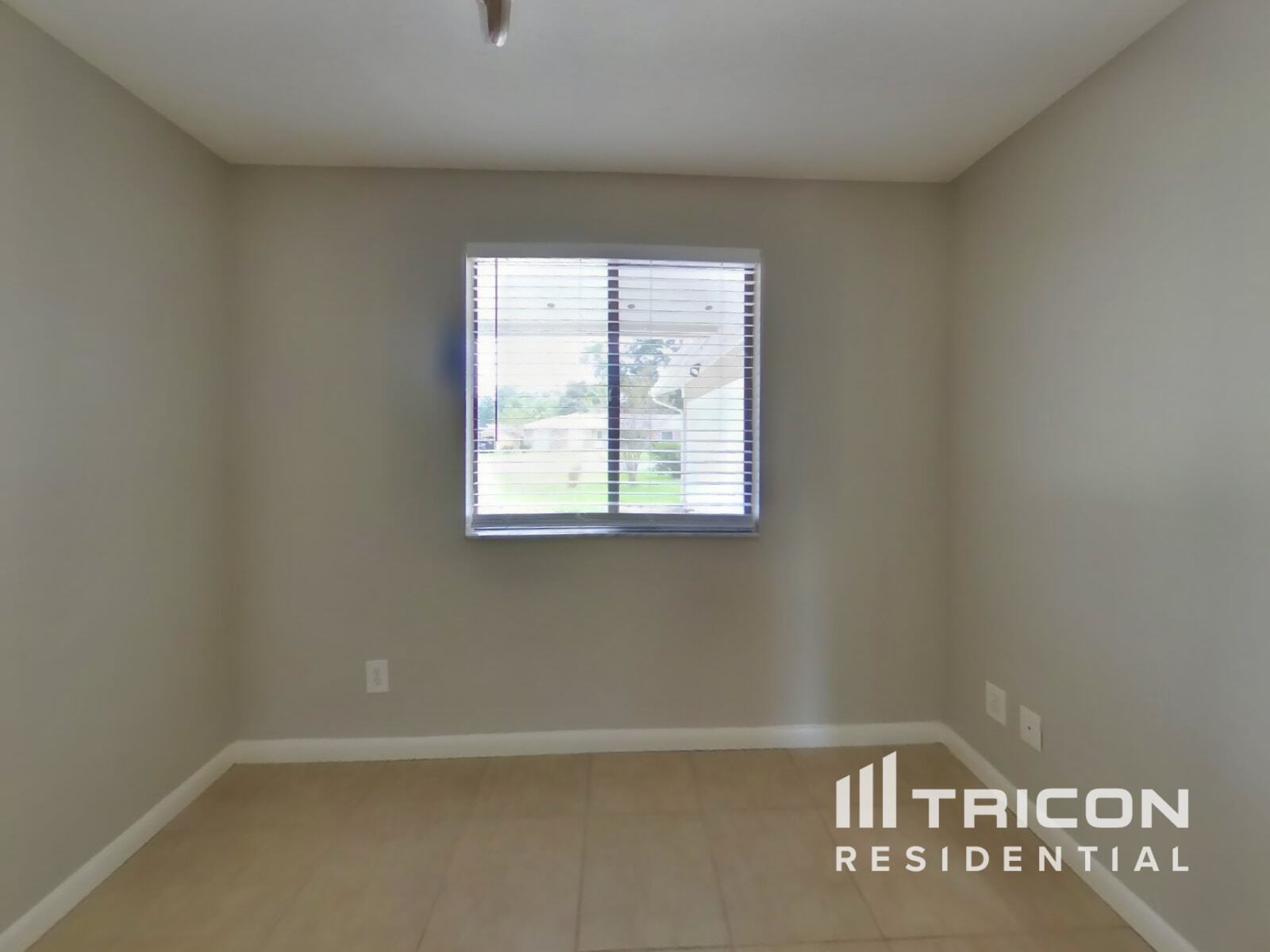 Building Photo - 5726 Springhaven Dr