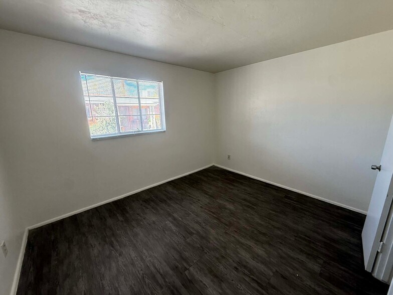 Building Photo - 3577 E 3rd St