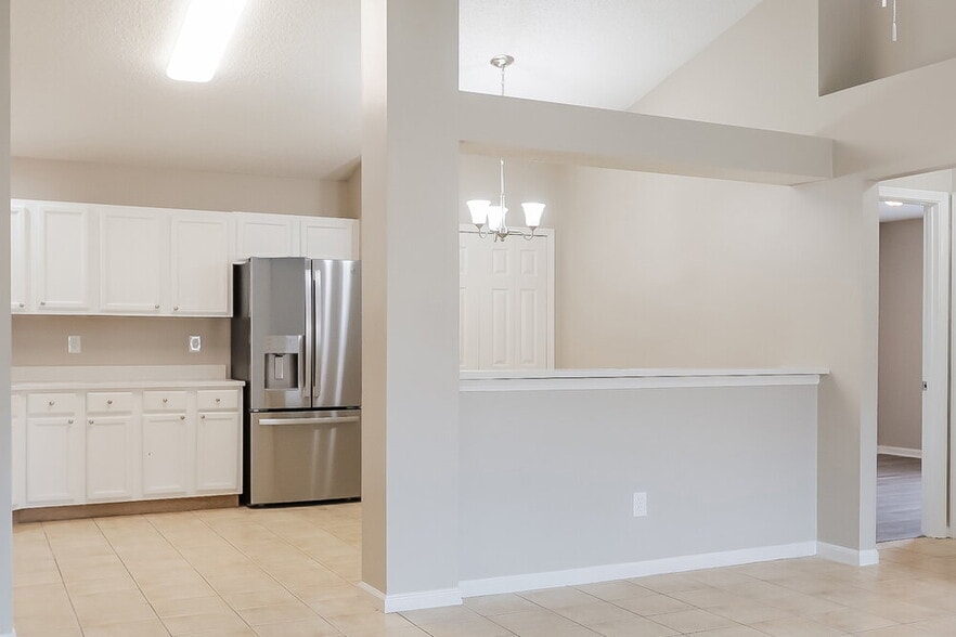 Building Photo - 1811 Sheraton Lakes Cir