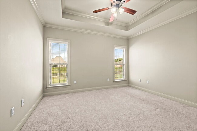 Building Photo - 16923 Bradford Ave