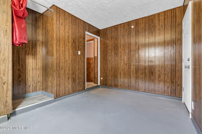 Building Photo - 173 Stowe St