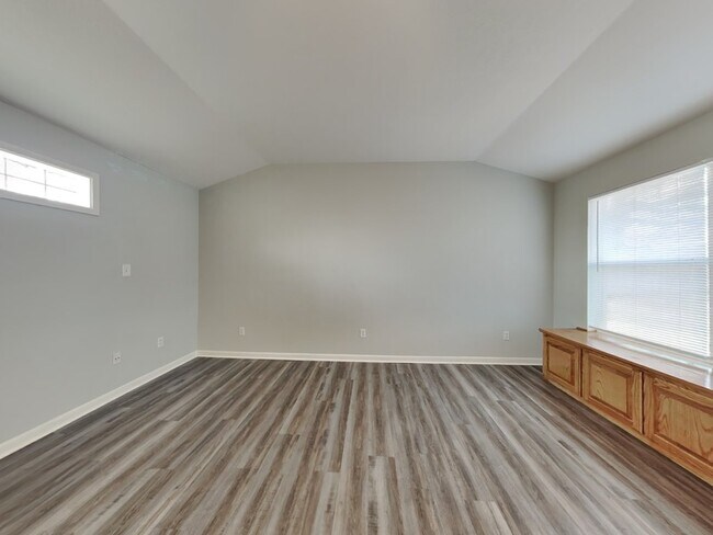 Building Photo - 1505 Wade Dr