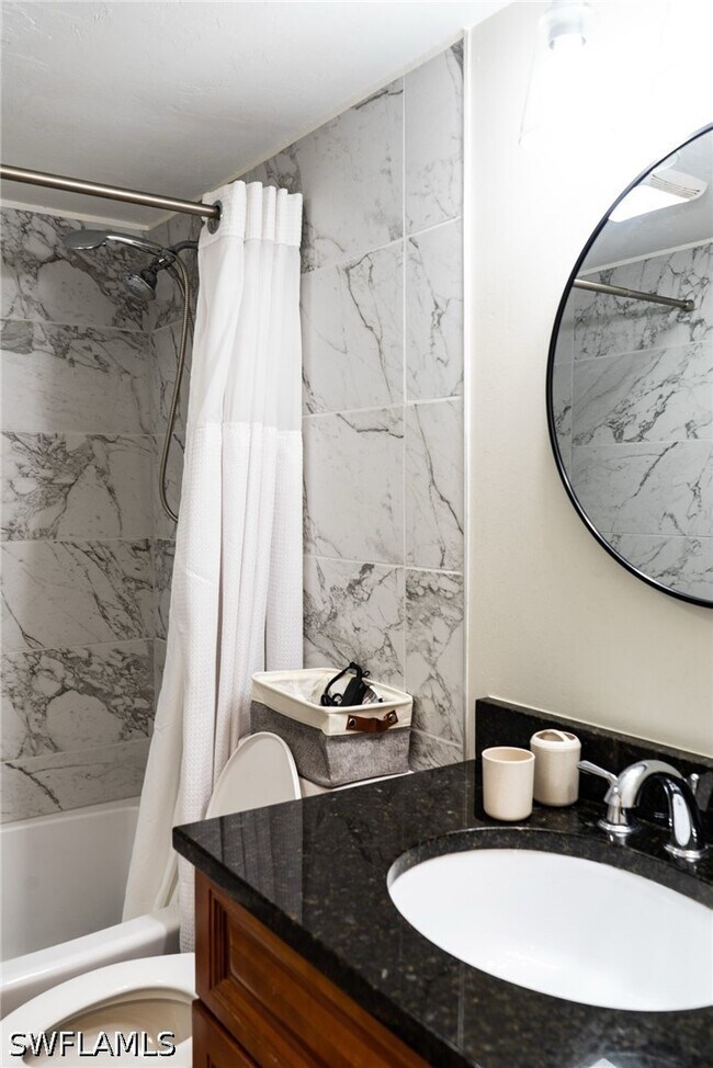 Building Photo - 27249 Pullen Ave