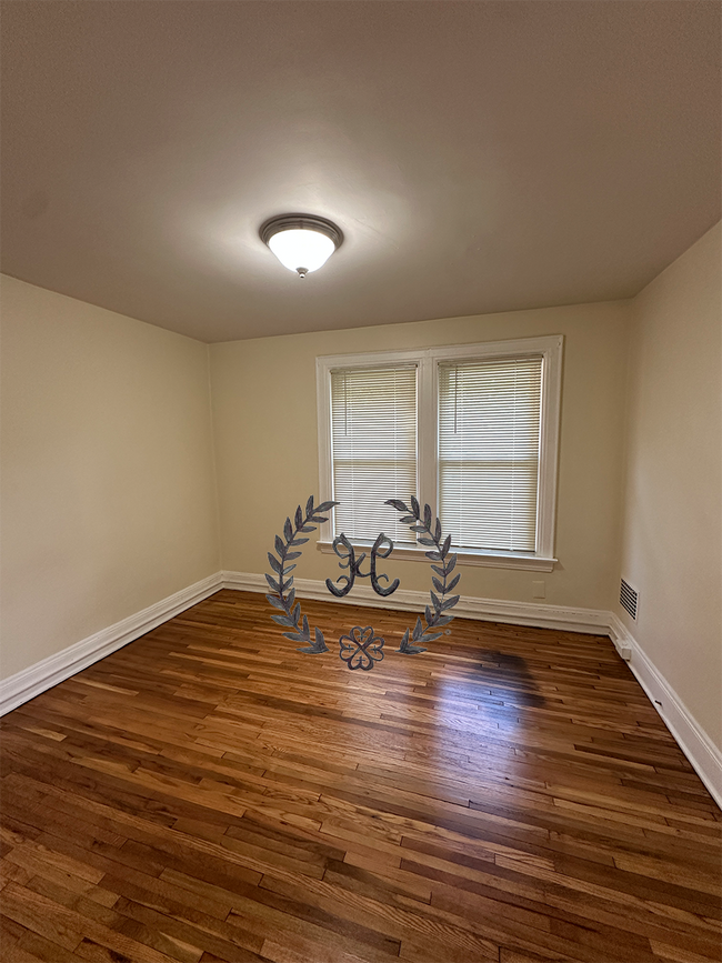 Building Photo - 119 Brunson Ave