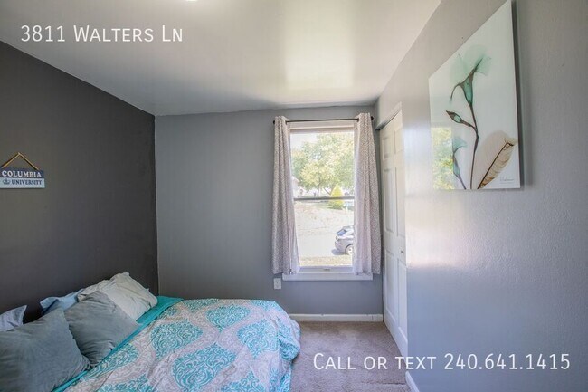 Building Photo - 3811 Walters Ln