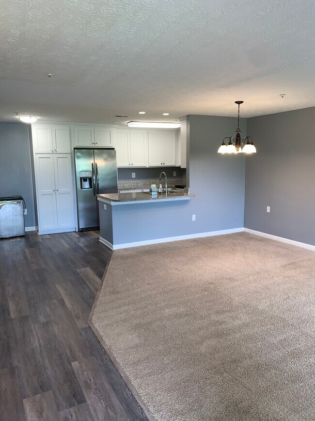 Building Photo - 4622 Deepwood Ct