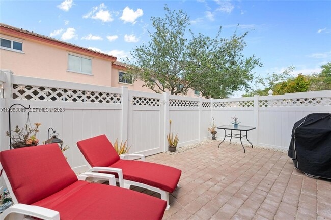 Building Photo - 542 NW 208th Terrace