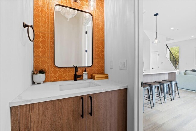 Building Photo - 506 Krebs Ln