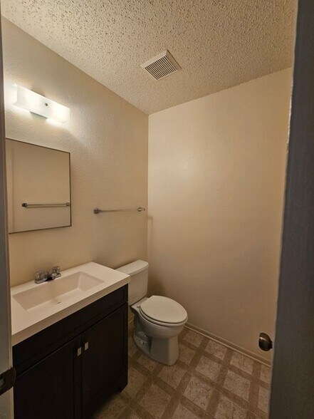 Building Photo - 11306 Gunlock