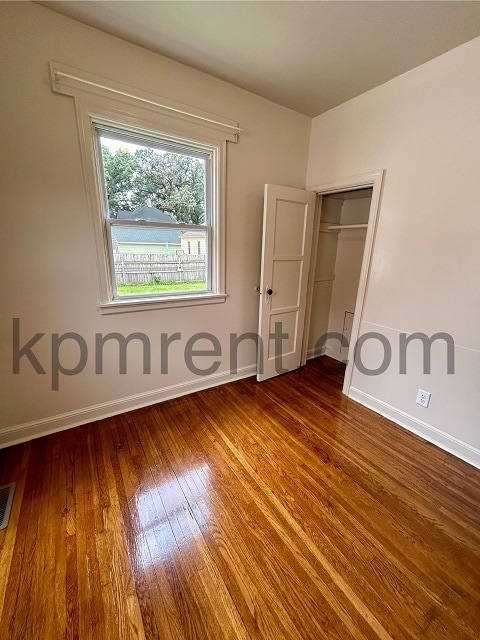 Building Photo - 1109 3rd Ave NW