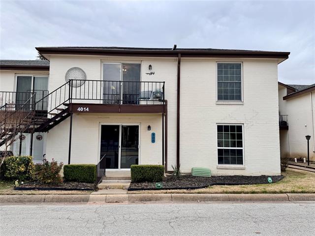 Building Photo - 4014 Ridglea Country Club Dr