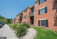 Building Photo - 800 College Ln