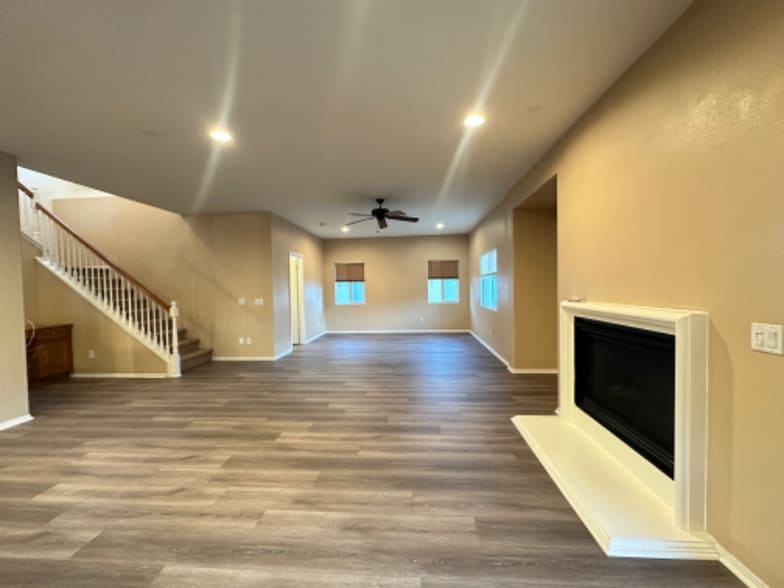 Building Photo - 1224 Periwinkle Pl