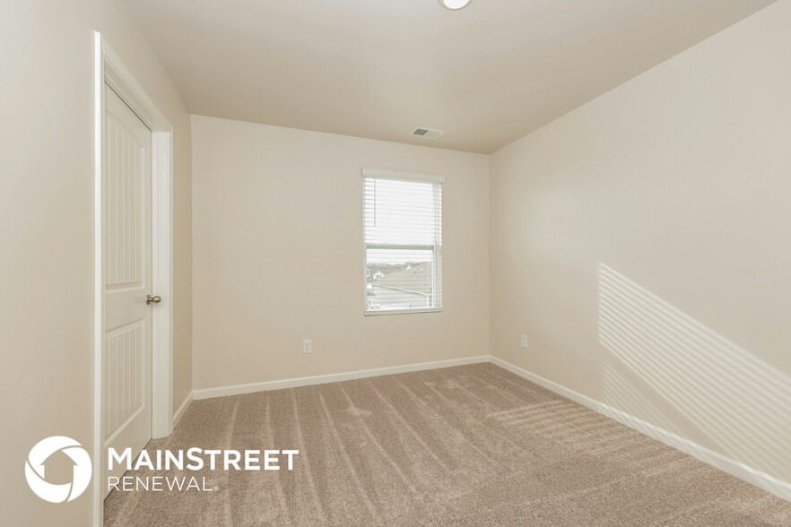 Building Photo - 1814 Wellwood LN