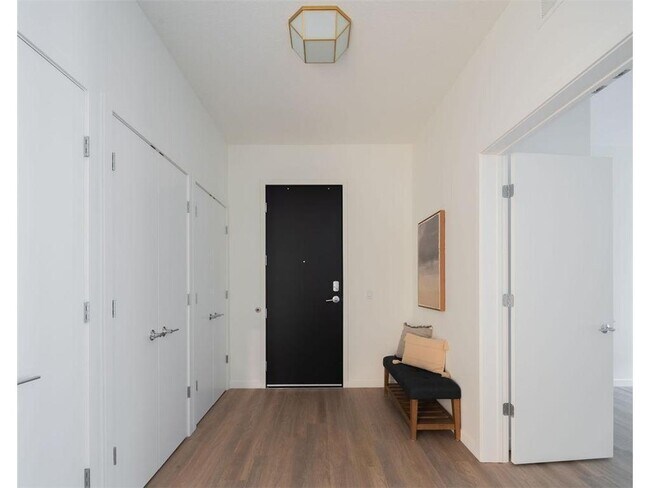 Building Photo - 100 West Dr