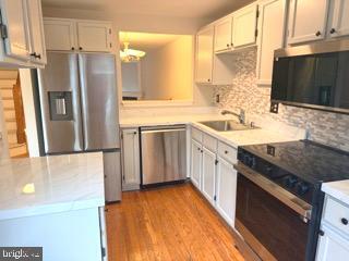 Building Photo - 7315 Castleberg Ct