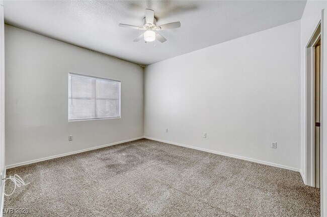 Building Photo - 2116 Calville St