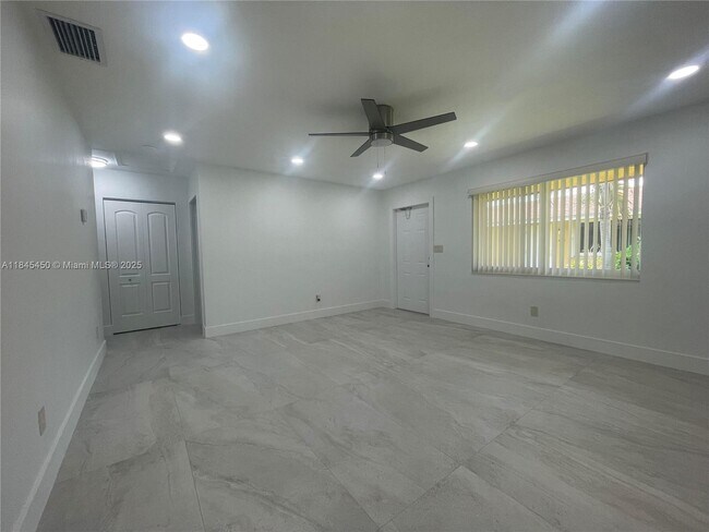 Building Photo - 25450 SW 107th Ave