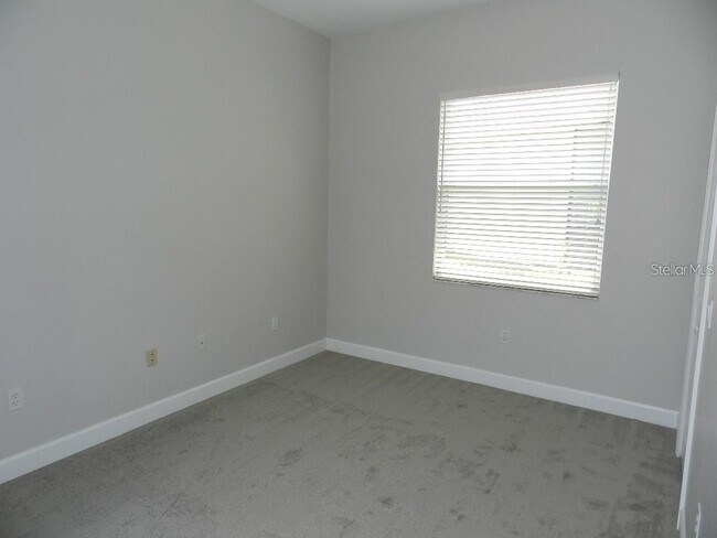 Building Photo - 13335 Purple Finch Cir
